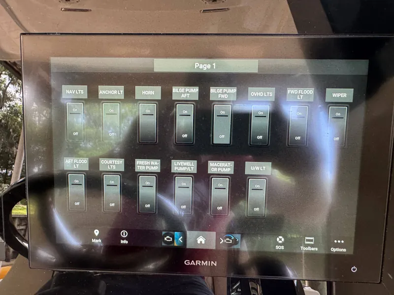 Slide: The Image of Chris-Craft CATALINA 24 2023 - 9