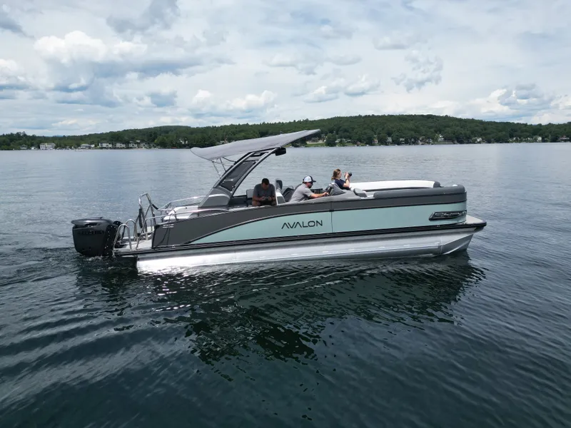 Slide: The Image of Avalon Catalina 2585 Versatile Rear Bench 2026 - 62