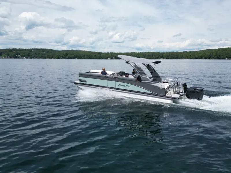 Slide: The Image of Avalon Catalina 2585 Versatile Rear Bench 2026 - 72