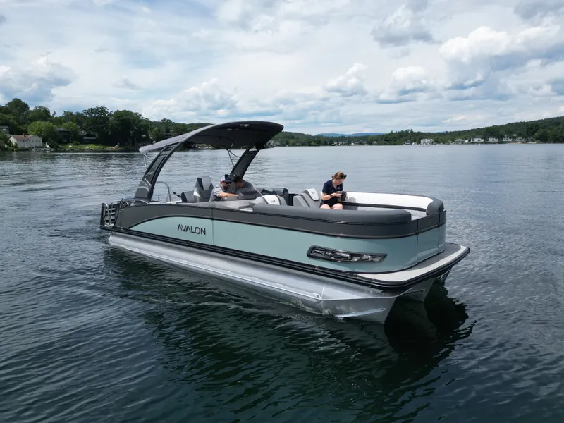 Slide: The Image of Avalon Catalina 2585 Versatile Rear Bench 2026 - 64
