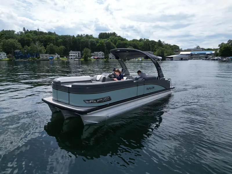 Slide: The Image of Avalon Catalina 2585 Versatile Rear Bench 2026 - 65