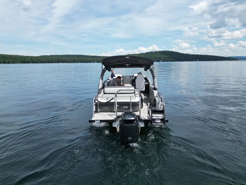 Slide: The Image of Avalon Catalina 2585 Versatile Rear Bench 2026 - 70