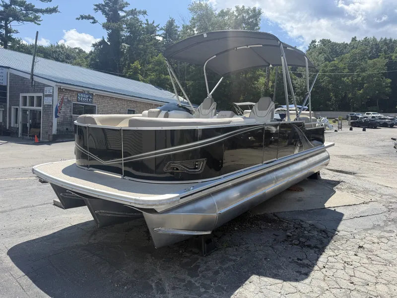 Slide: The Image of Avalon LSZ Quad Lounger Shift - 23 FT 2027 - 6