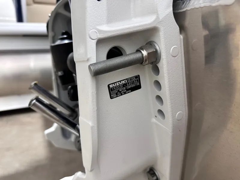 Slide: The Image of Avalon Venture 85 Versatile Rear Bench - 21 FT 2027 - 10