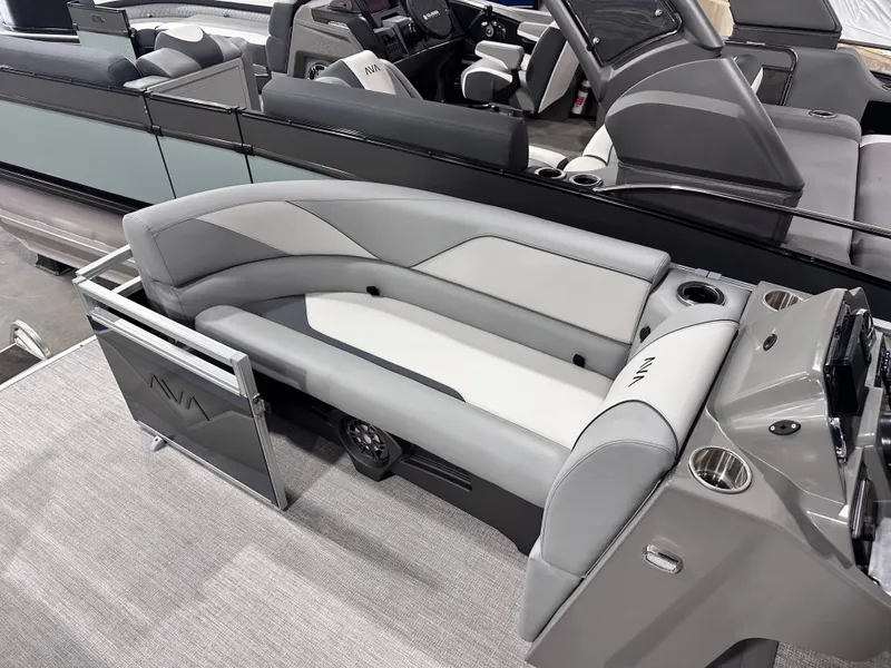 Slide: The Image of Avalon Venture 85 Versatile Rear Bench - 21 FT 2027 - 8
