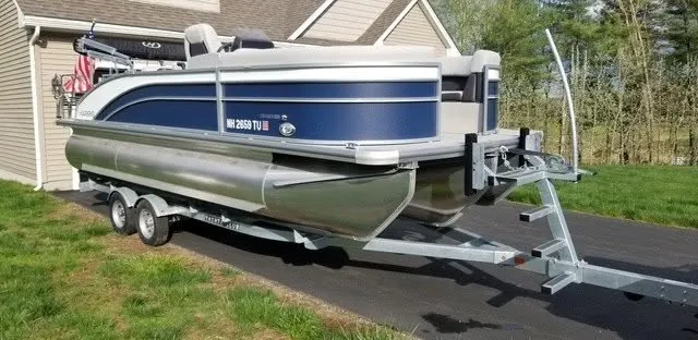 Slide: The Image of Harris Cruiser 210 2024 - 3
