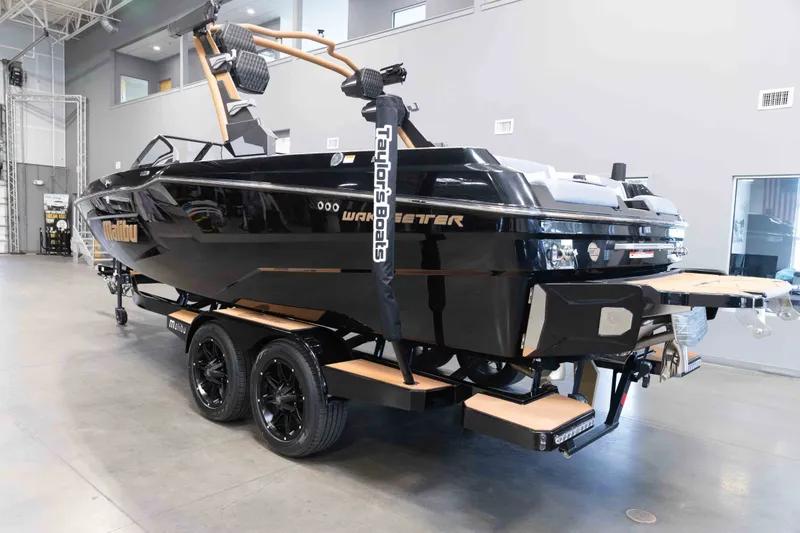 Slide: The Image of Malibu 23 MXZ 2026 - 2