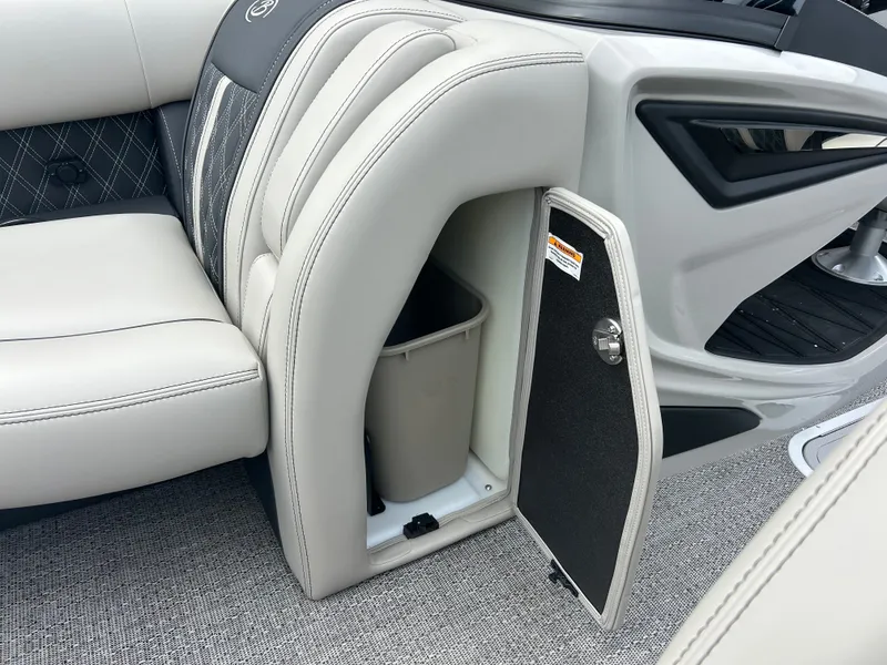 Slide: The Image of Barletta Reserve Leggera 26M 2026 - 28