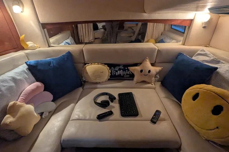 Slide: The Image of Sea Ray Sundancer 320 2002 - 21