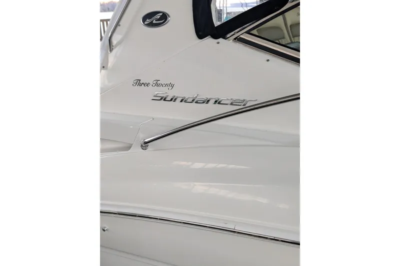 Slide: The Image of Sea Ray Sundancer 320 2002 - 4