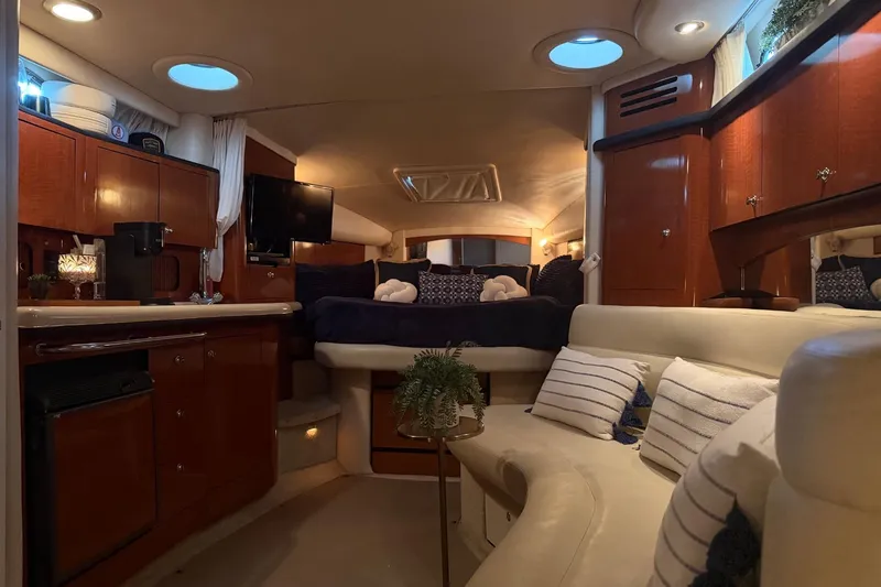 Slide: The Image of Sea Ray Sundancer 320 2002 - 24