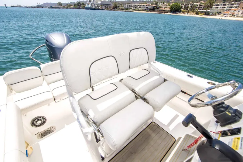 Slide: The Image of Sea Fox 228 Commander 2021 - 17