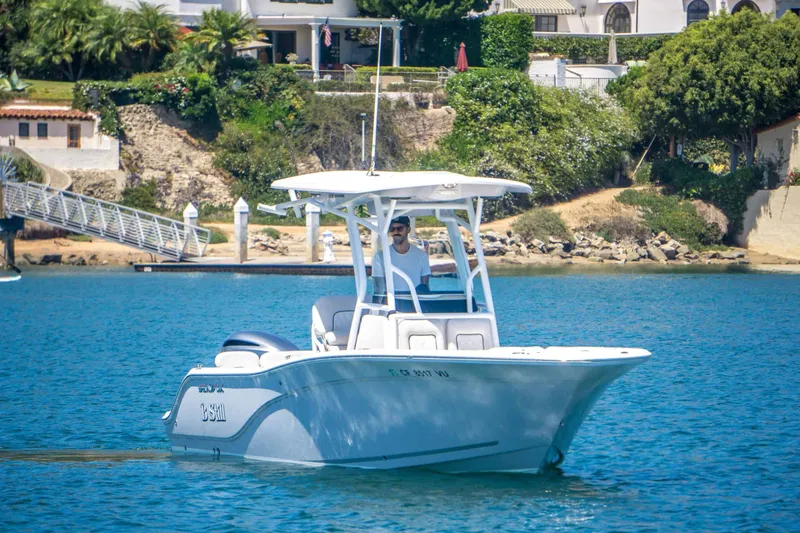 Slide: The Image of Sea Fox 228 Commander 2021 - 1