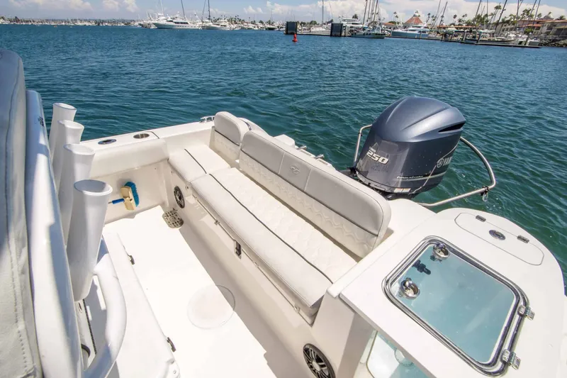 Slide: The Image of Sea Fox 228 Commander 2021 - 13