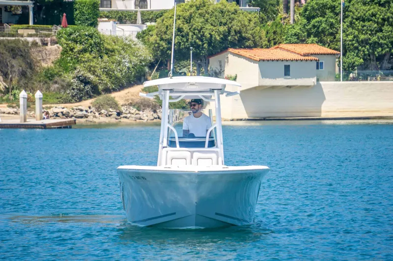 Slide: The Image of Sea Fox 228 Commander 2021 - 2