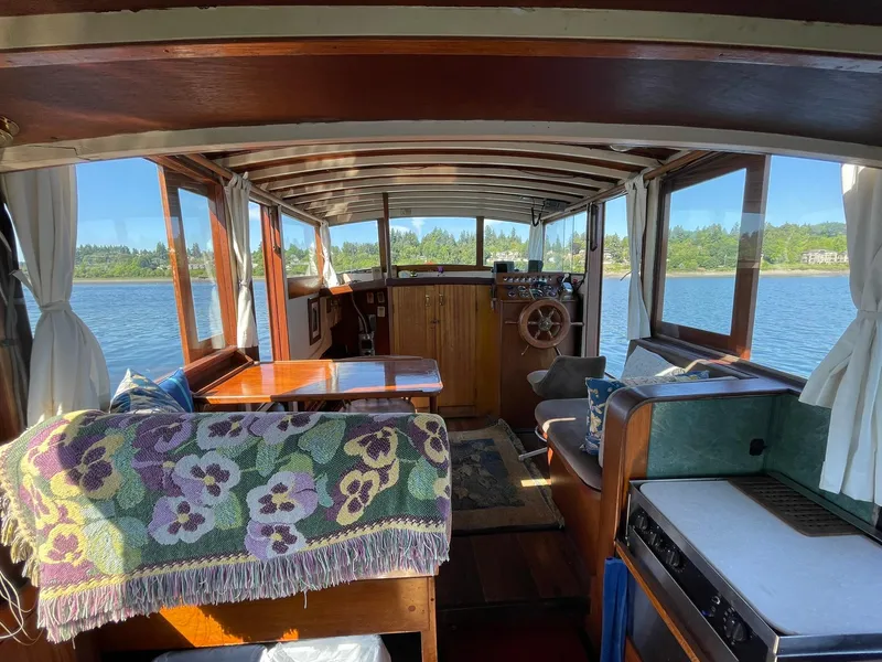 Slide: The Image of Jensen Cruiser 1931 - 9