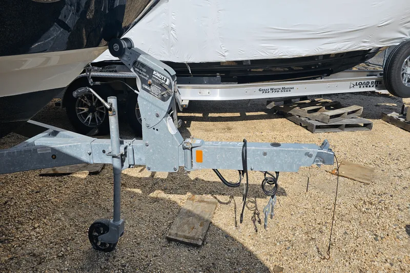 Slide: The Image of Sea Ray 21 SPX-OB 2019 - 7