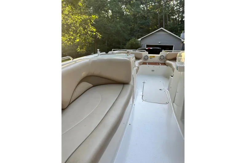 Slide: The Image of NauticStar 230 SL Sport Deck I/O 2008 - 9