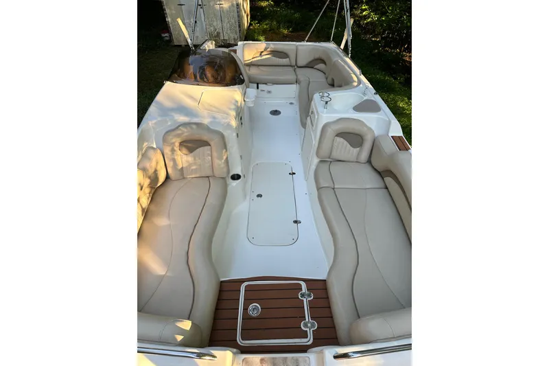 Slide: The Image of NauticStar 230 SL Sport Deck I/O 2008 - 10
