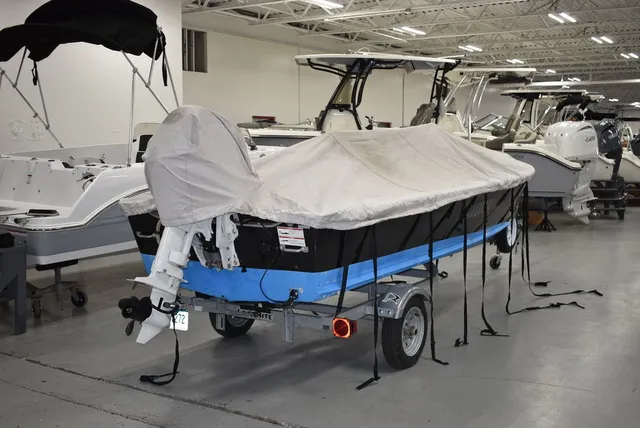 Slide: The Image of Alumacraft V 16 Tiller 2024 - 39