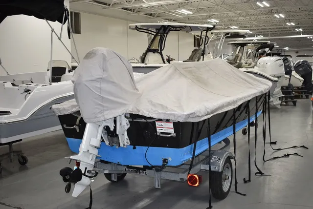 Slide: The Image of Alumacraft V 16 Tiller 2024 - 38