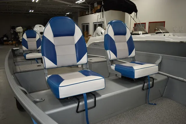 Slide: The Image of Alumacraft V 16 Tiller 2024 - 10