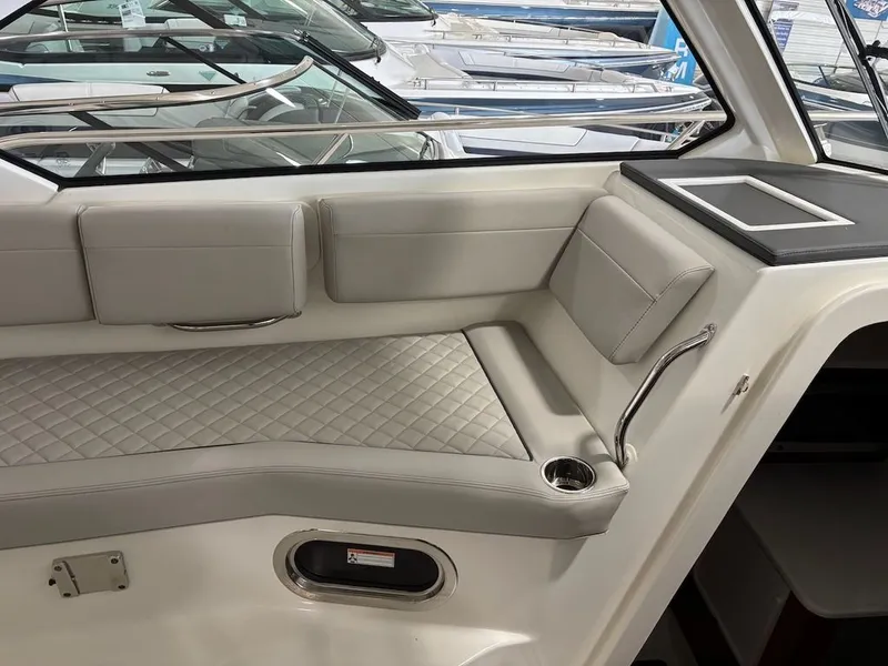 Slide: The Image of Pursuit Boats OS 325 2025 - 19