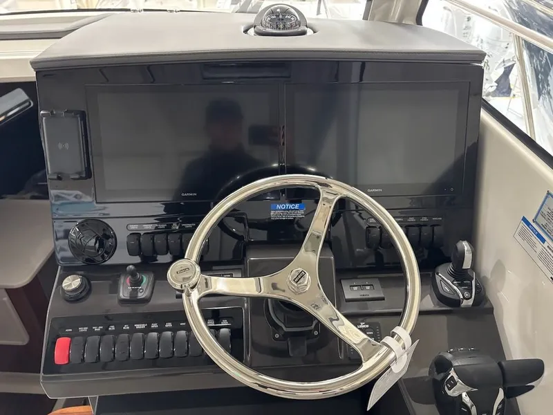 Slide: The Image of Pursuit Boats OS 325 2025 - 17