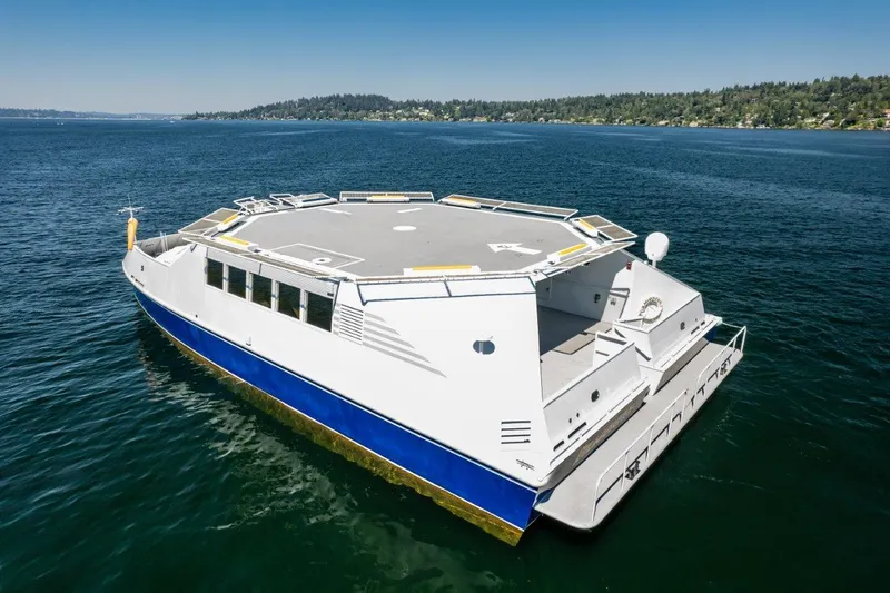 Slide: The Image of Dakota Creek Catamaran Helicopter Capable 1999 - 2