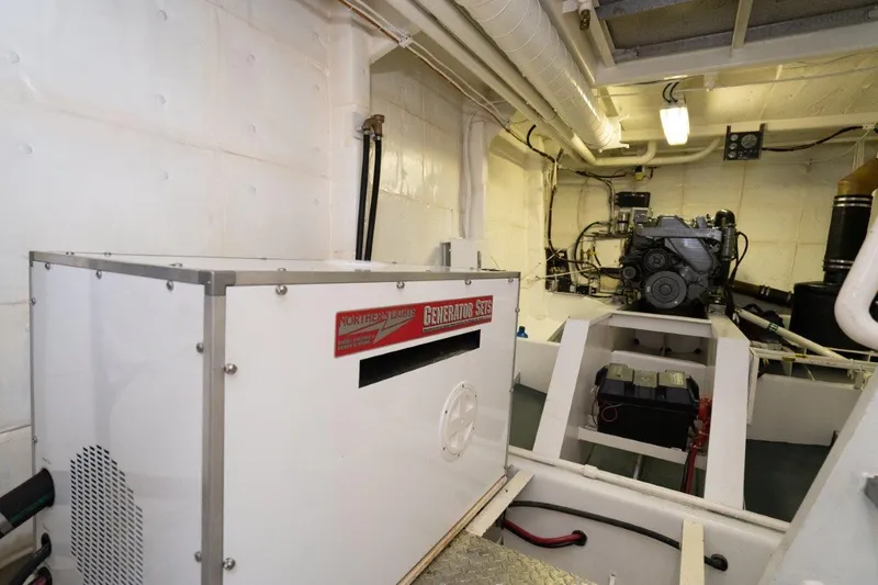 Slide: The Image of Dakota Creek Catamaran Helicopter Capable 1999 - 68