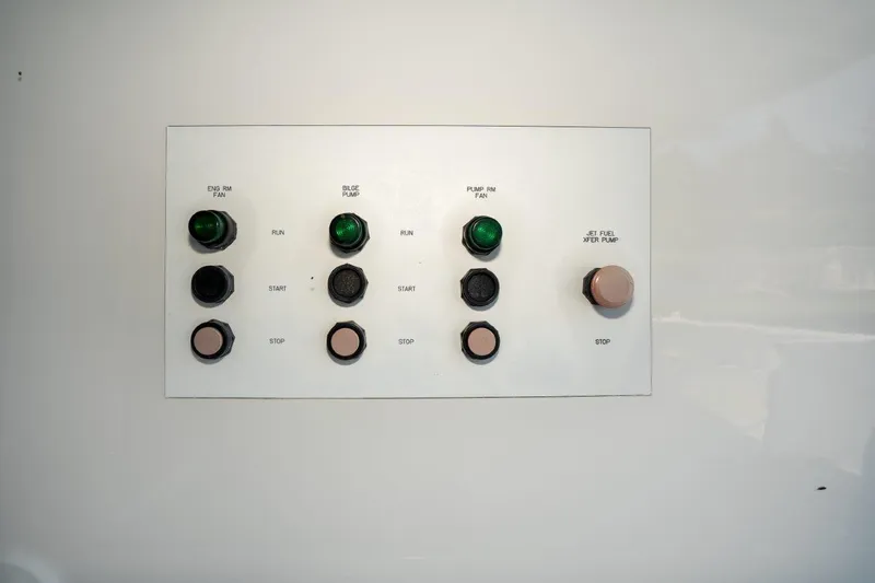 Slide: The Image of Dakota Creek Catamaran Helicopter Capable 1999 - 70