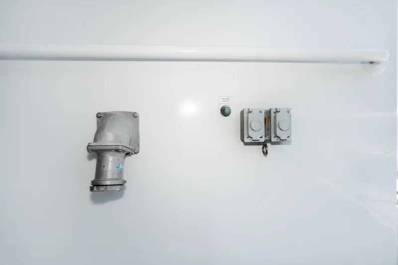 Slide: The Image of Dakota Creek Catamaran Helicopter Capable 1999 - 71