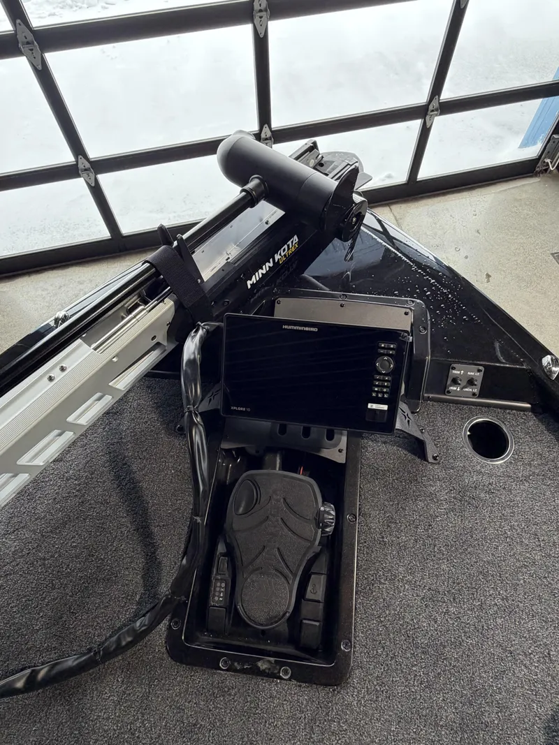 Slide: The Image of Vexus AVX1985S 2026 - 1