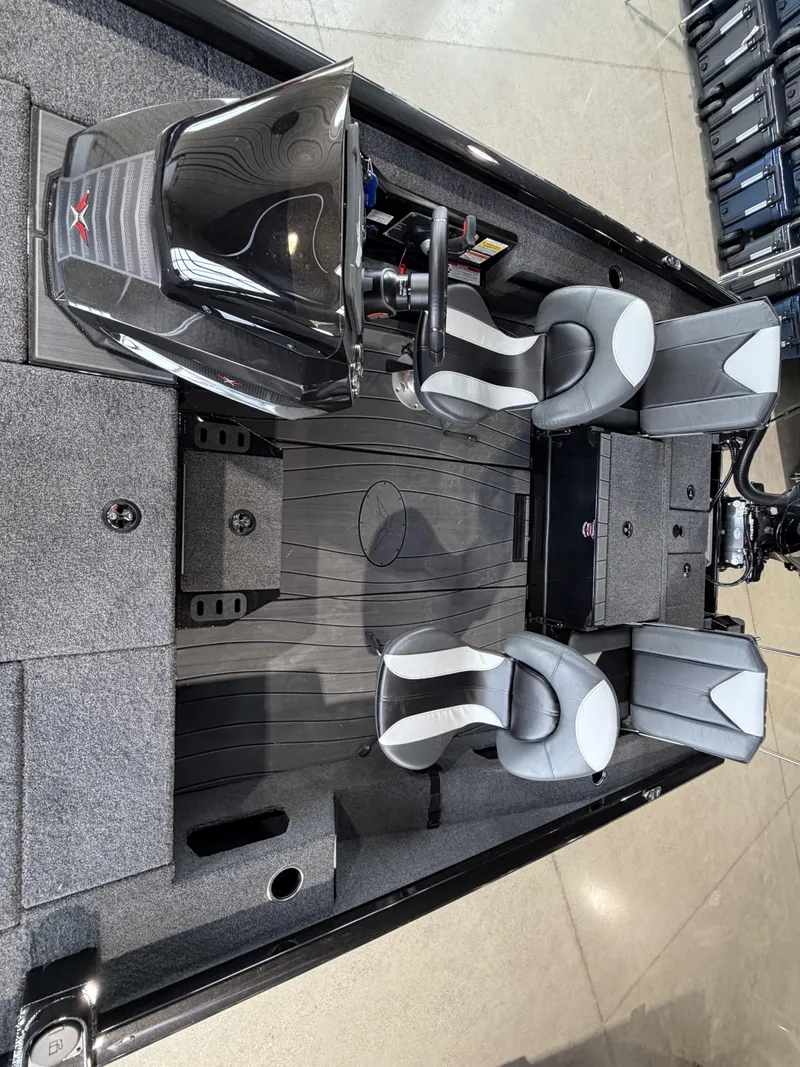 Slide: The Image of Vexus AVX1985S 2026 - 4