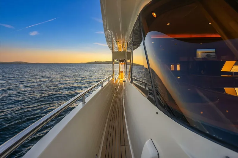 Slide: The Image of Hampton Yachts 720 Skylounge LRC 2014 - 83