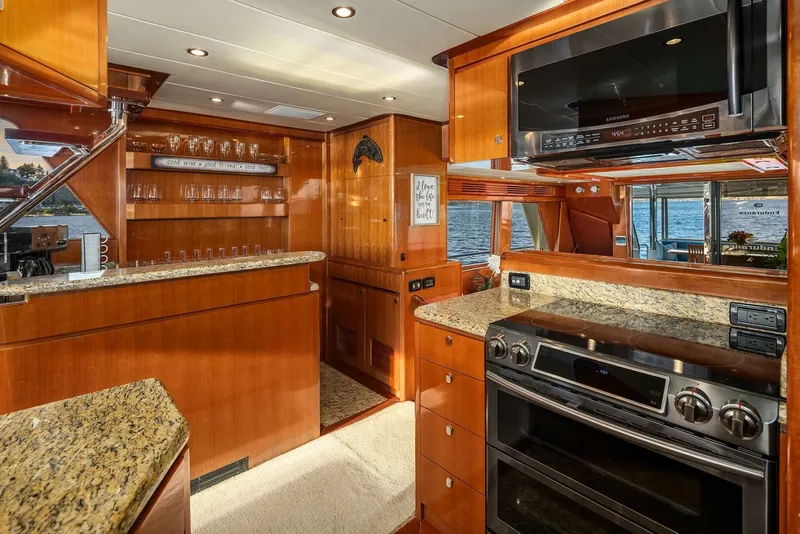 Slide: The Image of Hampton Yachts 720 Skylounge LRC 2014 - 19