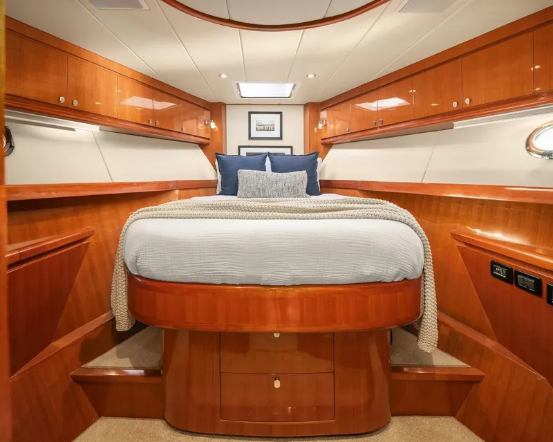 Slide: The Image of Hampton Yachts 720 Skylounge LRC 2014 - 51