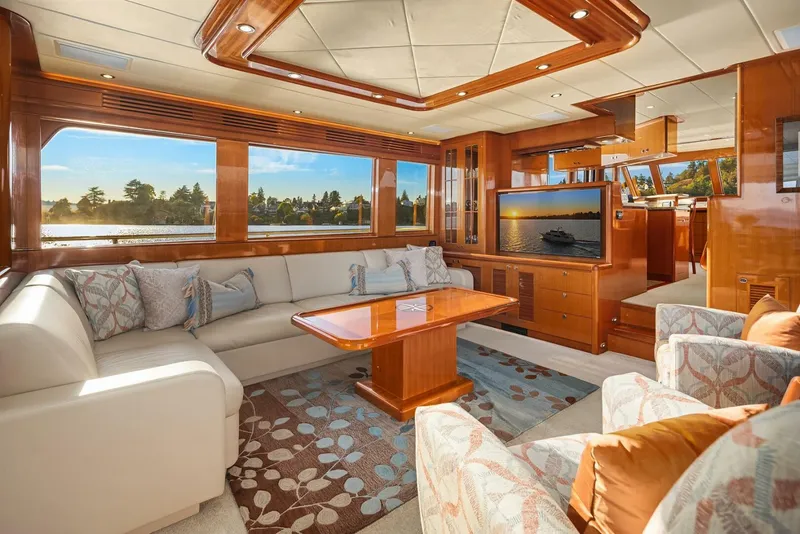 Slide: The Image of Hampton Yachts 720 Skylounge LRC 2014 - 2