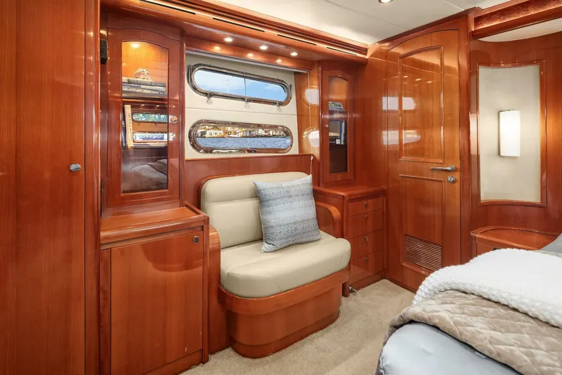 Slide: The Image of Hampton Yachts 720 Skylounge LRC 2014 - 48