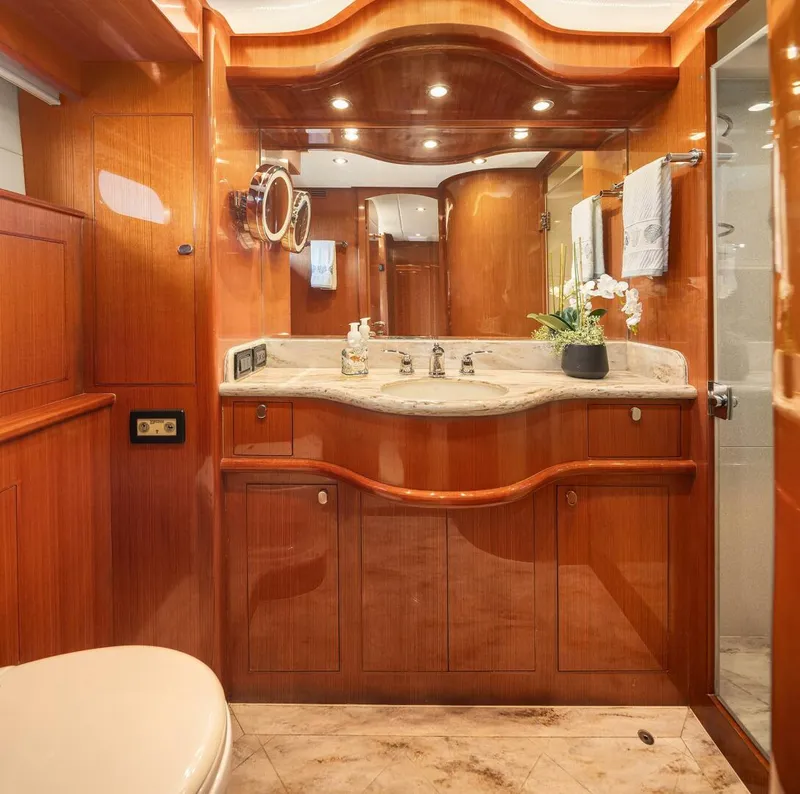 Slide: The Image of Hampton Yachts 720 Skylounge LRC 2014 - 50