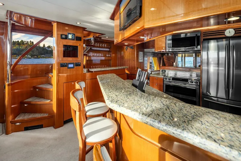 Slide: The Image of Hampton Yachts 720 Skylounge LRC 2014 - 20