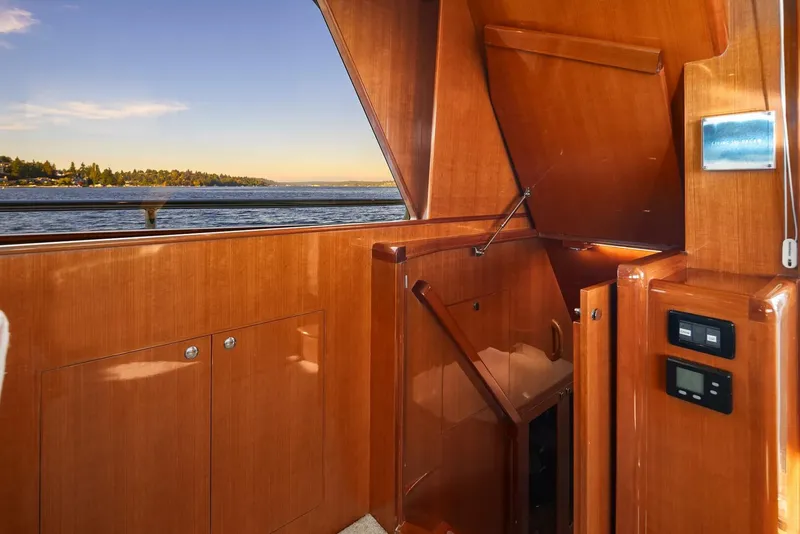 Slide: The Image of Hampton Yachts 720 Skylounge LRC 2014 - 9