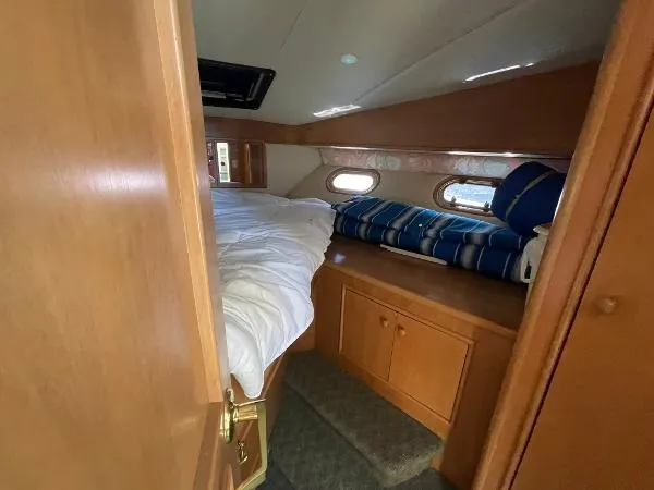 Slide: The Image of Queenship Motor Yacht 1994 - 17