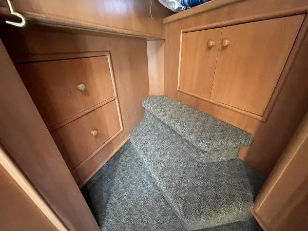 Slide: The Image of Queenship Motor Yacht 1994 - 19