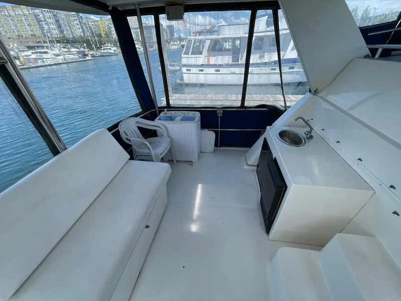 Slide: The Image of Queenship Motor Yacht 1994 - 7