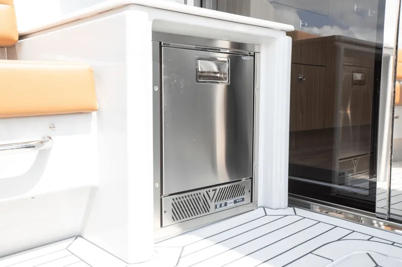 Slide: The Image of Cruisers 46 Cantius 2025 - 32