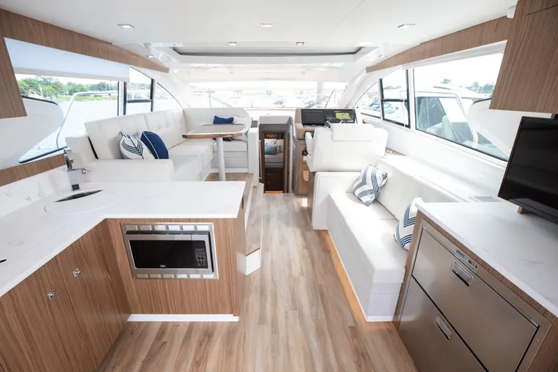 Slide: The Image of Cruisers 46 Cantius 2025 - 41