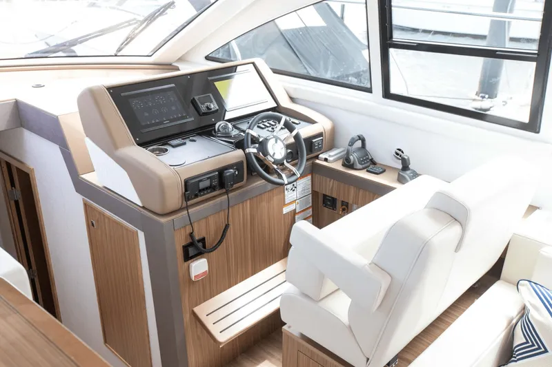 Slide: The Image of Cruisers 46 Cantius 2025 - 57