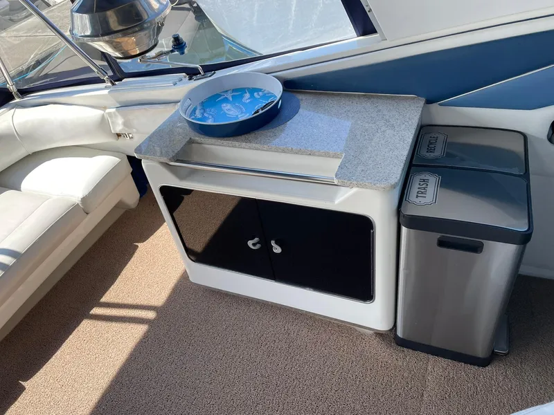 Slide: The Image of Sea Ray 420 Sea Ray 1989 - 31