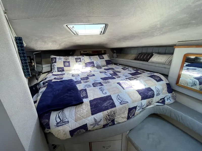 Slide: The Image of Sea Ray 420 Sea Ray 1989 - 4